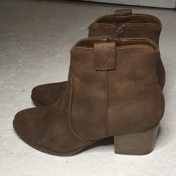 Joe Fresh Ankle Booties - Picture 5 of 16
